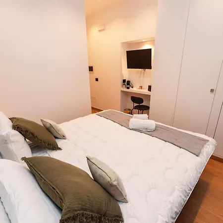 Il Melograno - Casa Palmeri Affittacamere Roma